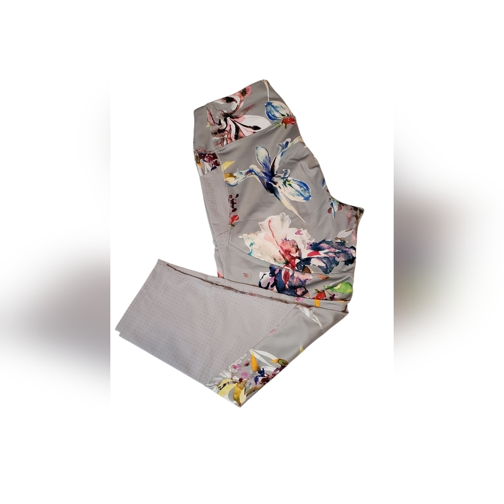 NWOT Avia Women's Floral Gray Leggings Size:L (12-14) - Picture 6 of 10